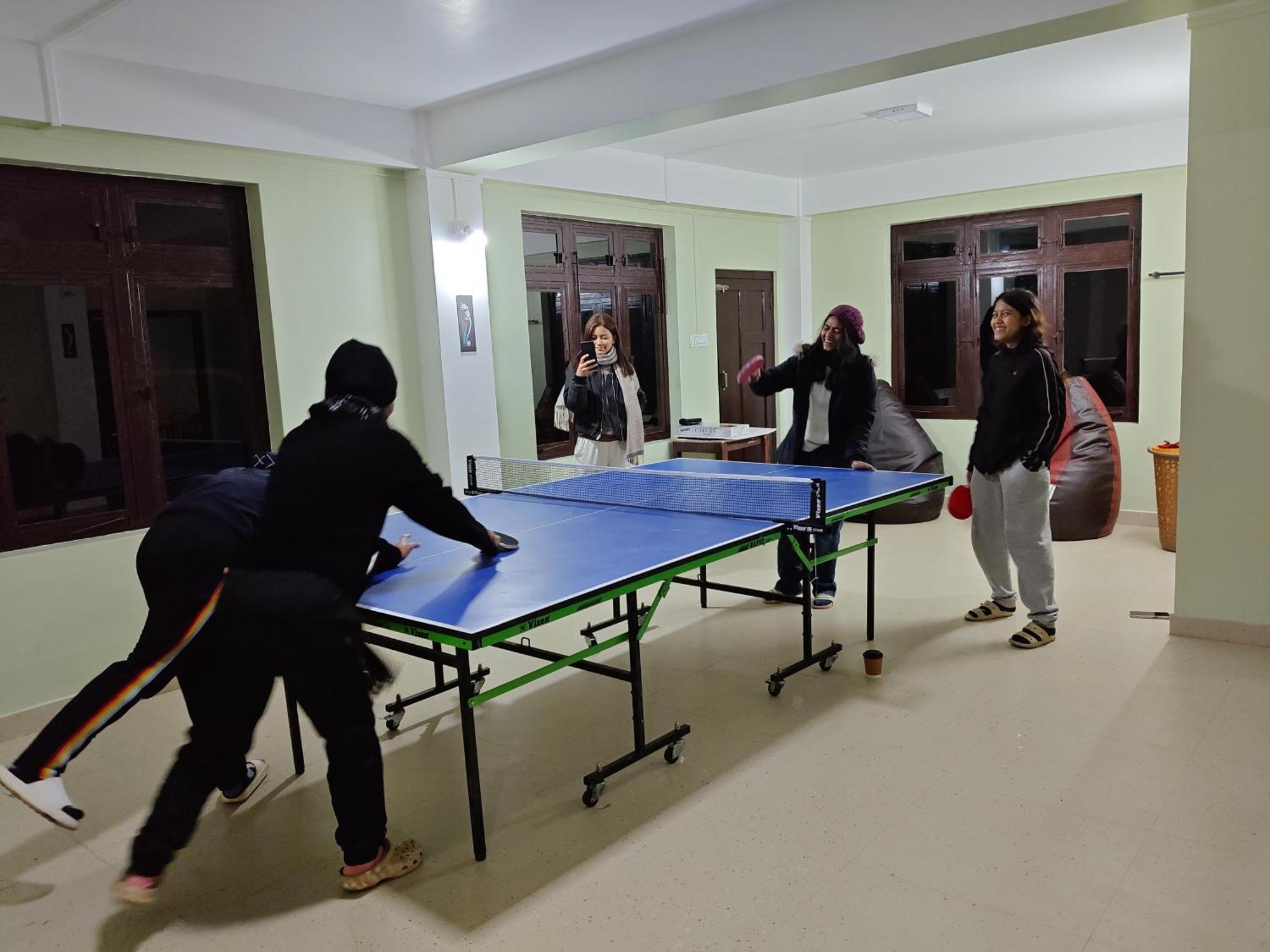 Xtsy Travellers Hostel Shillong Zewnętrze zdjęcie