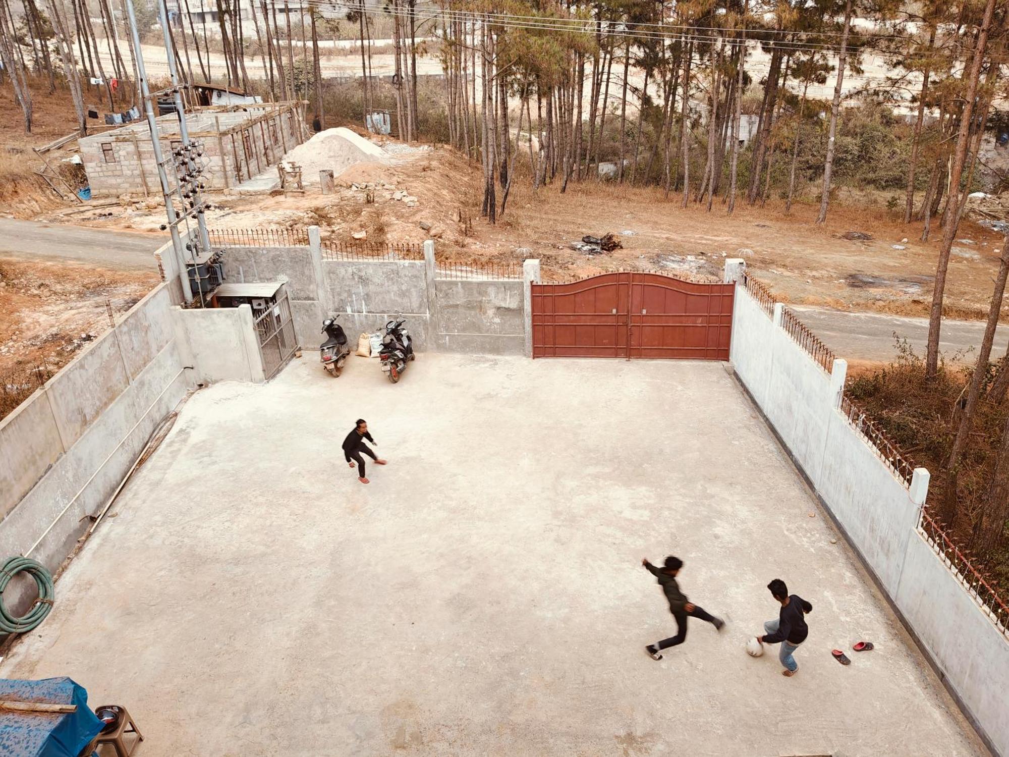 Xtsy Travellers Hostel Shillong Zewnętrze zdjęcie
