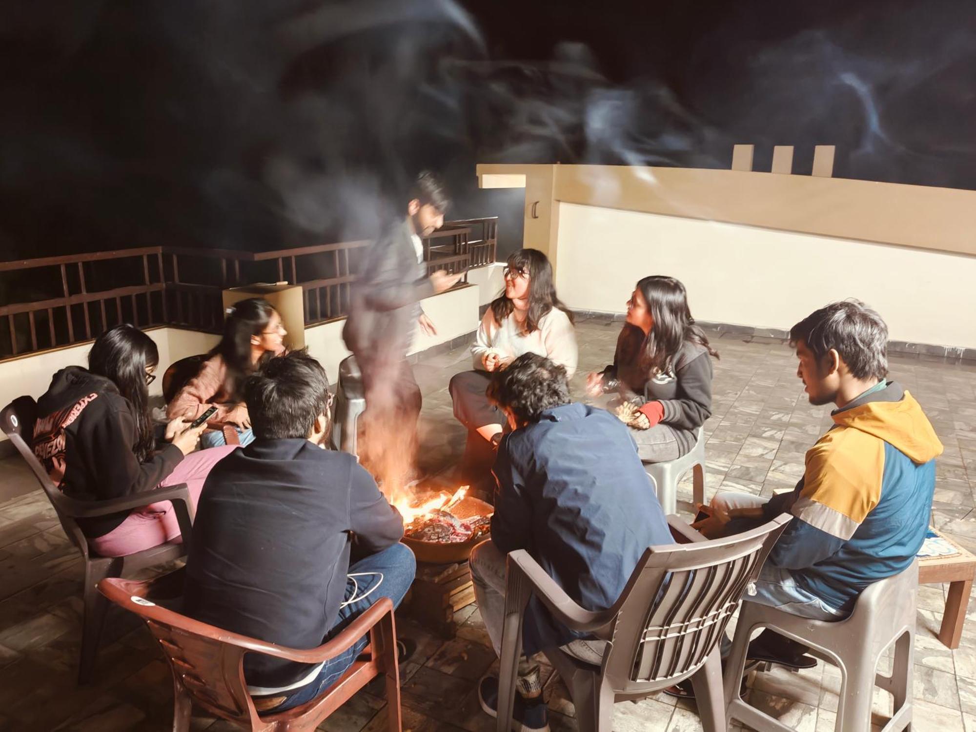 Xtsy Travellers Hostel Shillong Zewnętrze zdjęcie