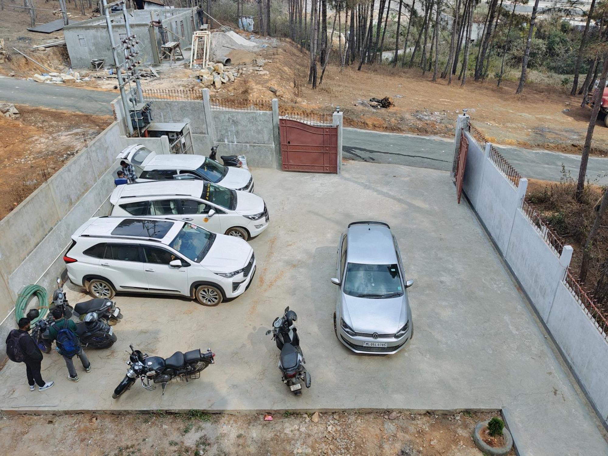 Xtsy Travellers Hostel Shillong Zewnętrze zdjęcie
