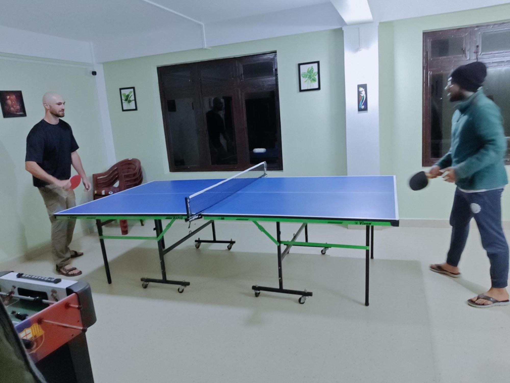 Xtsy Travellers Hostel Shillong Zewnętrze zdjęcie