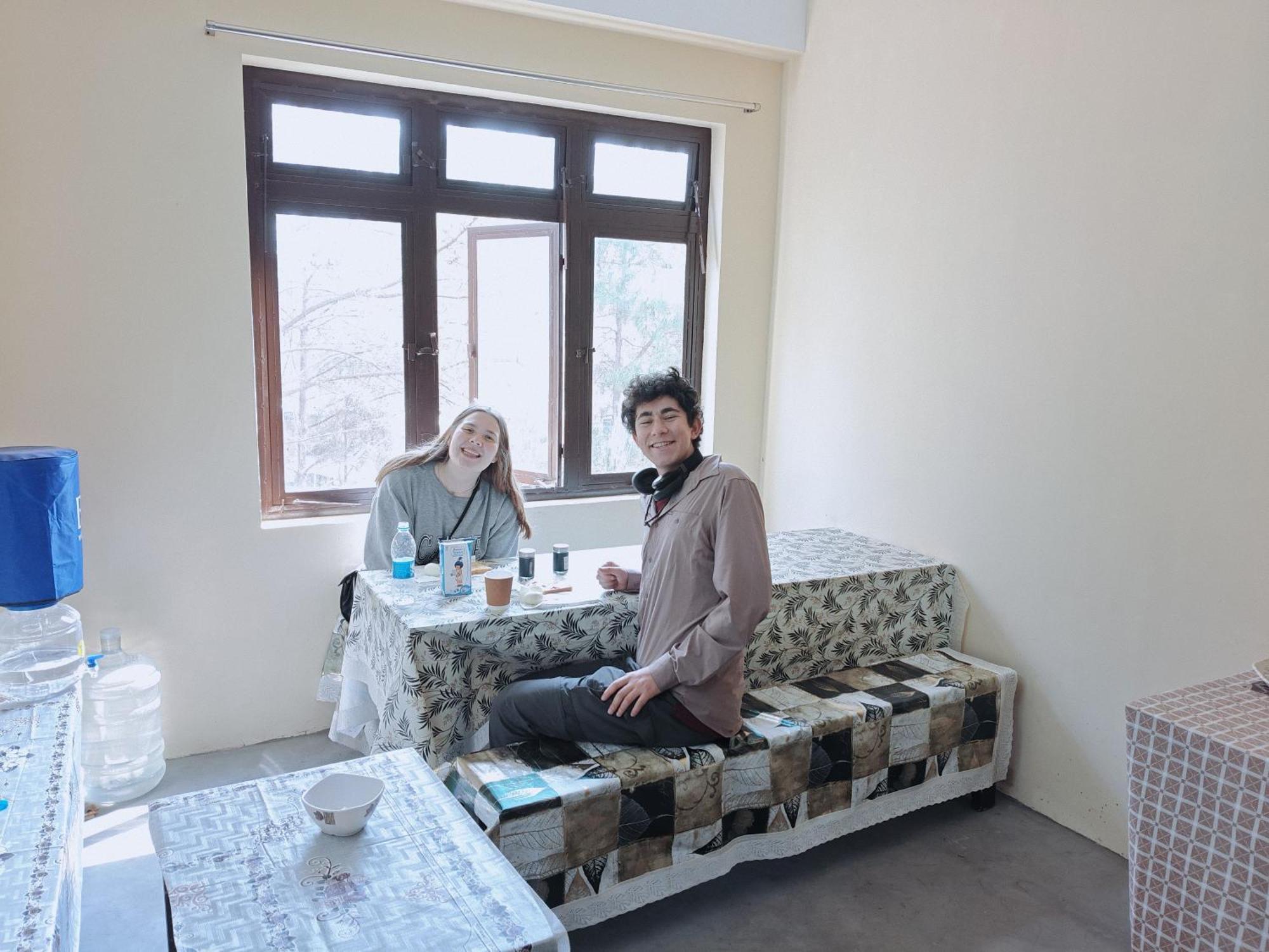 Xtsy Travellers Hostel Shillong Zewnętrze zdjęcie