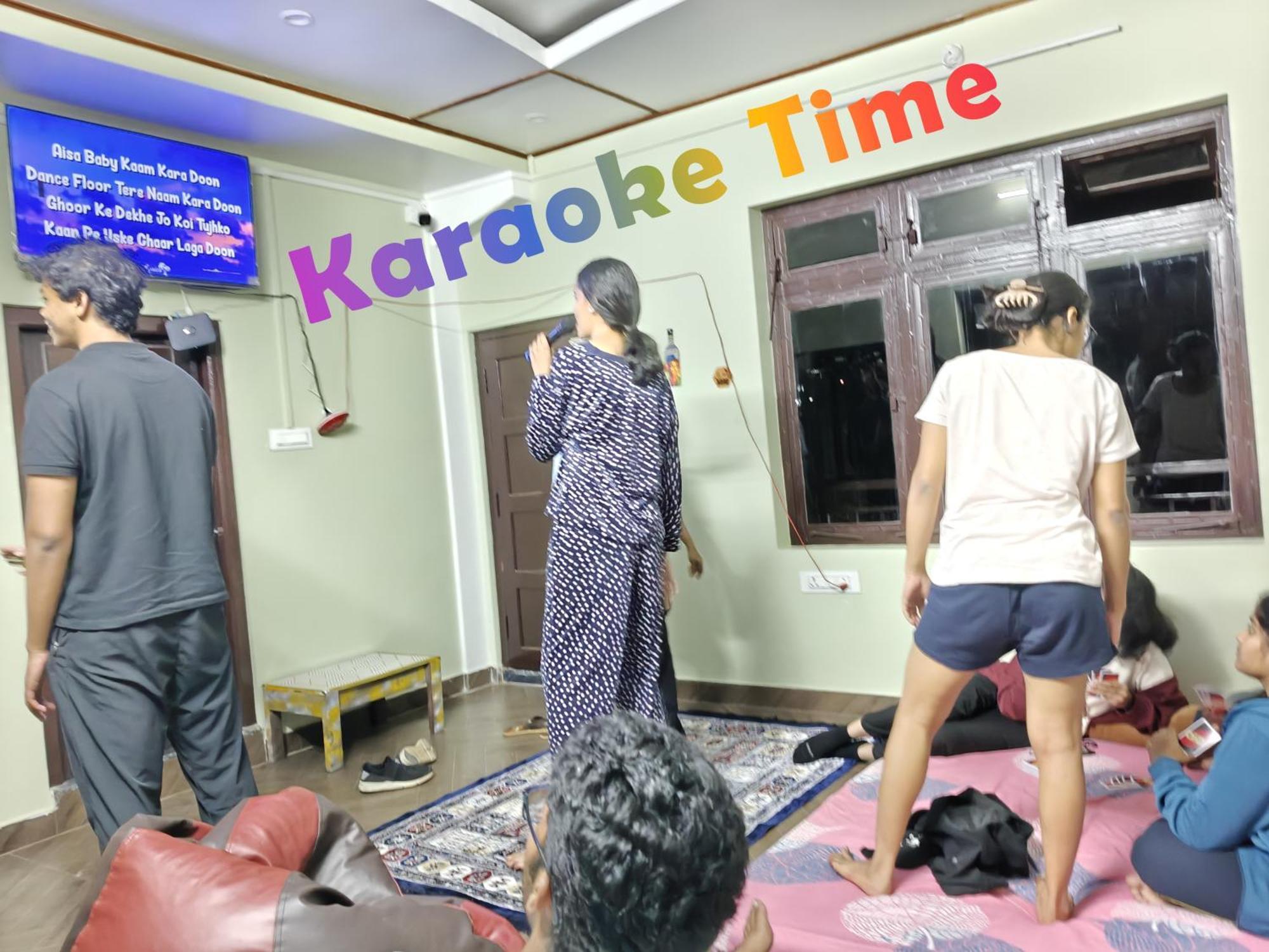 Xtsy Travellers Hostel Shillong Zewnętrze zdjęcie